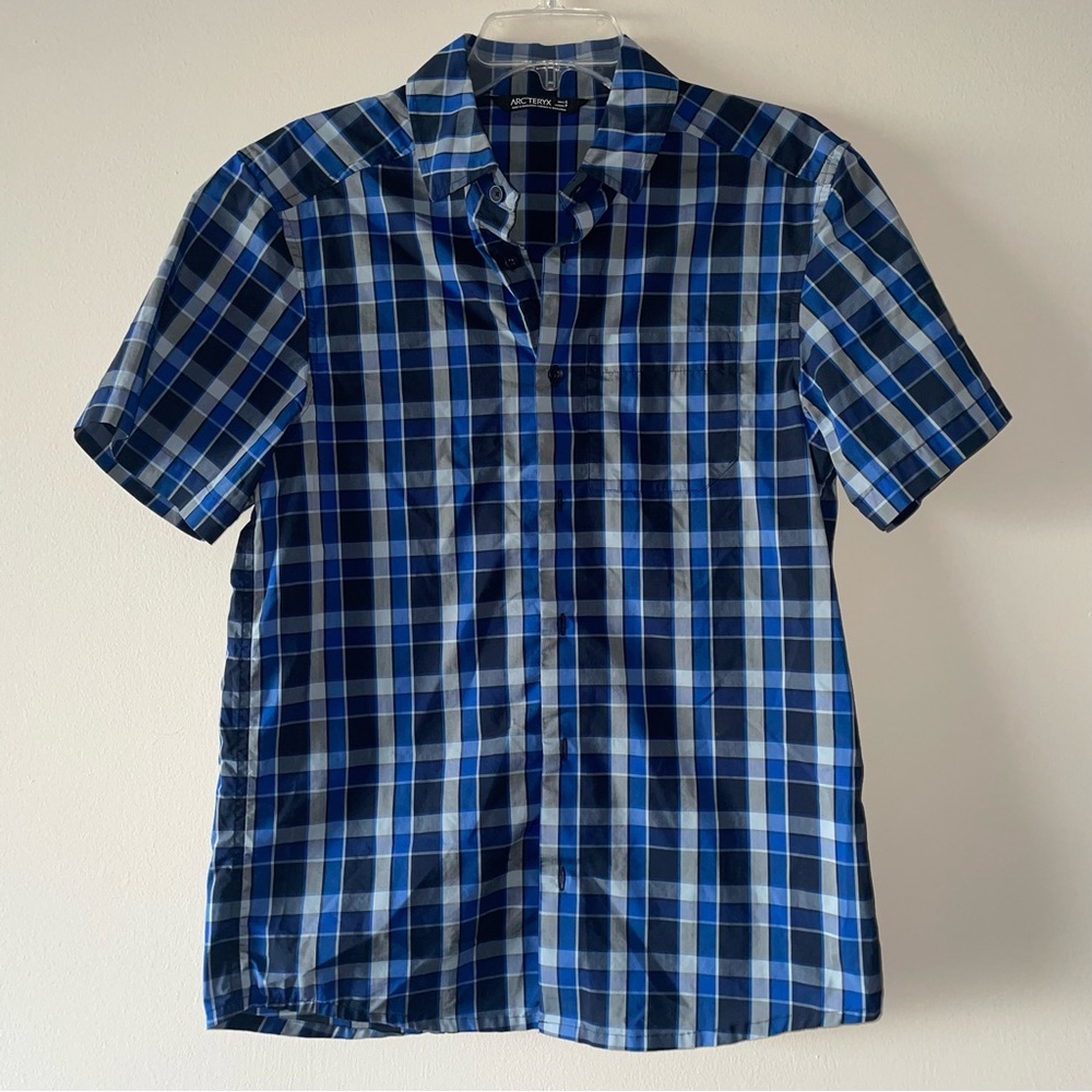 Arcteryx Blue Grey And Black Plaid Men’s Short Sleeve Button Up S Shirt